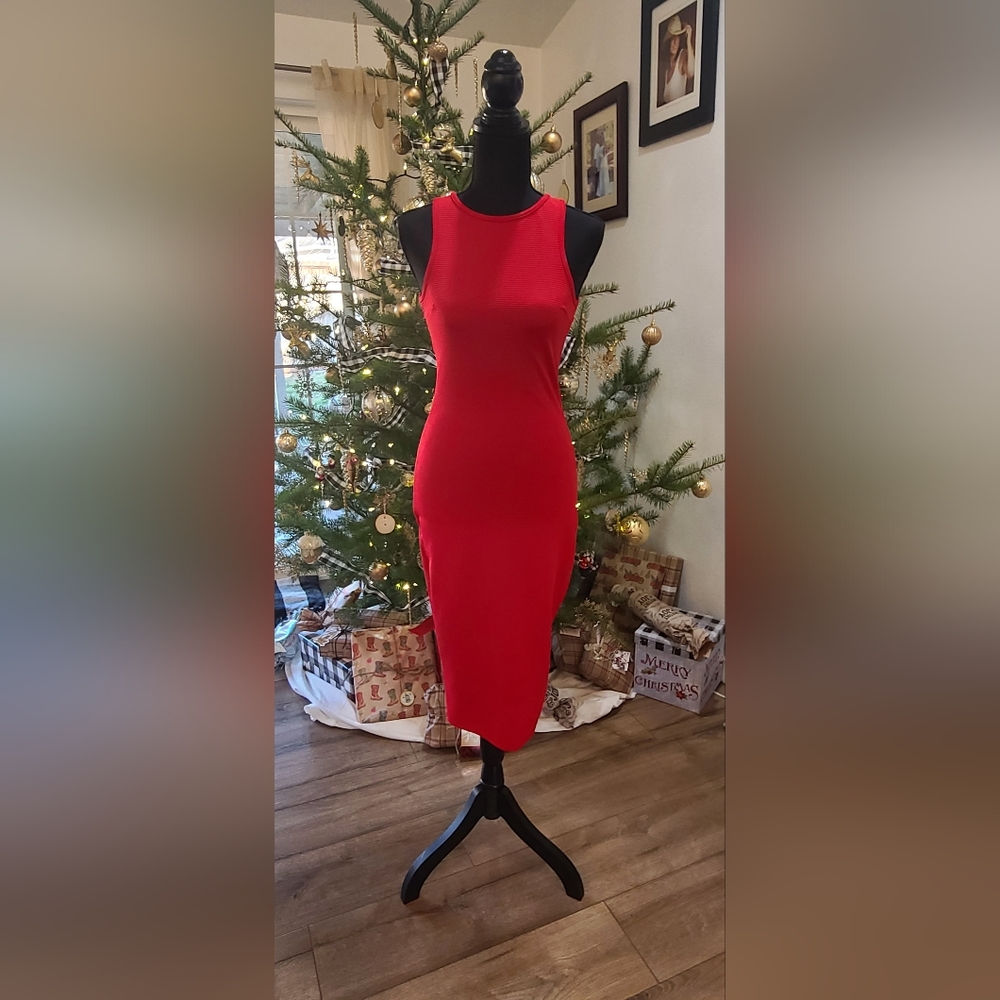 WORN ONCE! - SWEET COLLECTION - Sexy Red Form-fitting party dress! Size Small